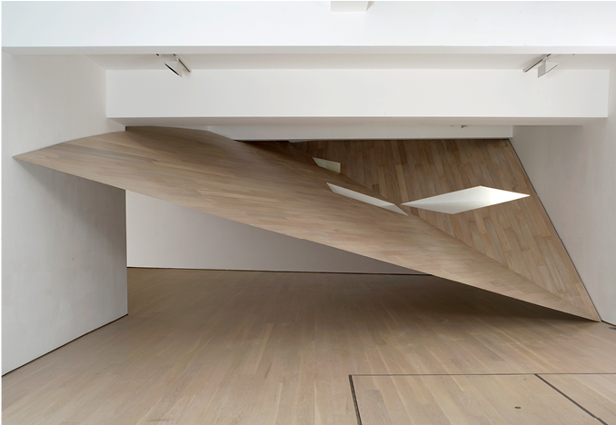 Annely Juda Fine Art, London. 2009. Courtesy of the artist and Annely Juda Fine Art.
